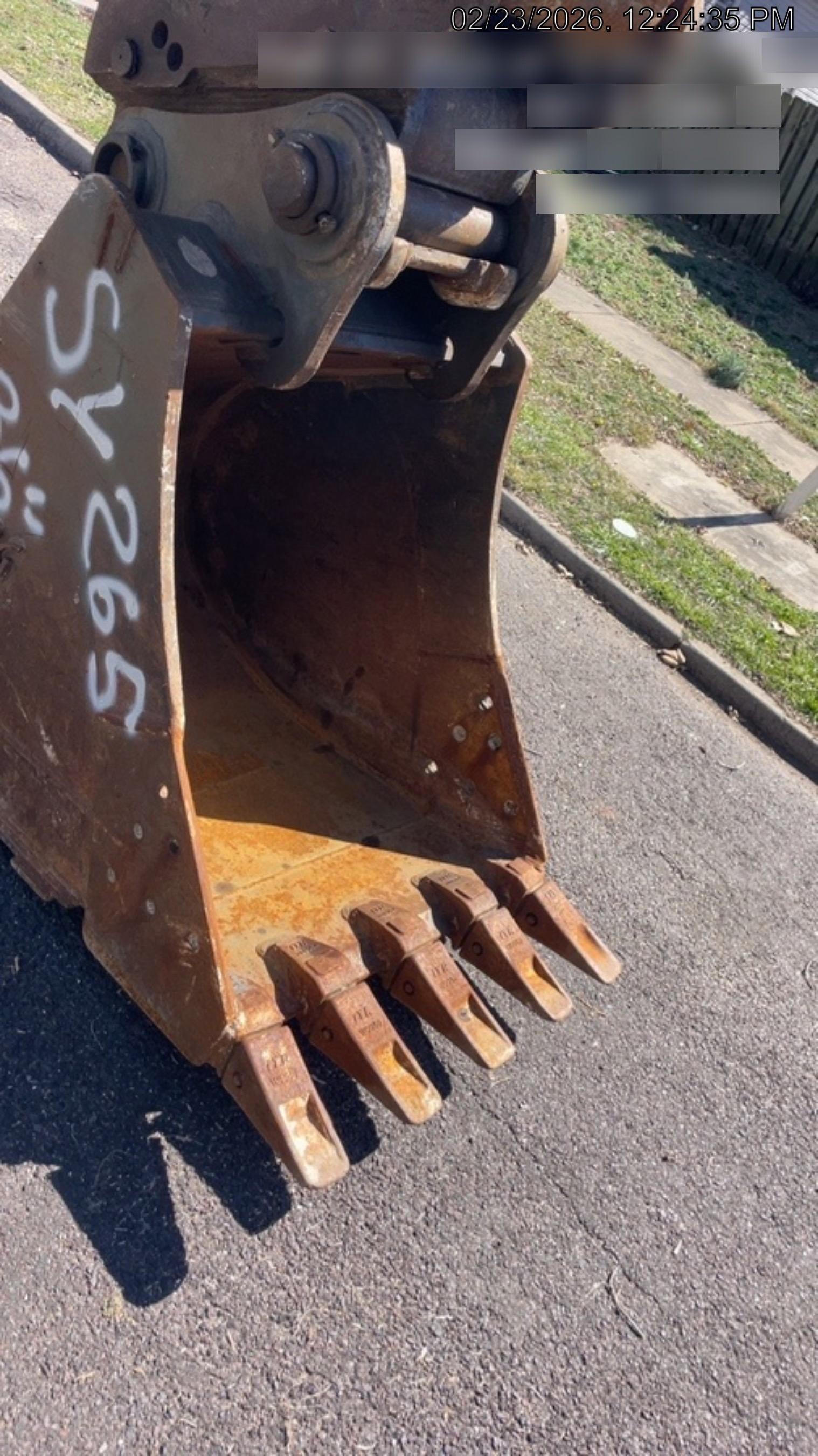 Sany SY265C Sany SY265 Tier 4 - Cab, Hydraulic  QC, 24" HD Bucket - Tooth, 36" HD Bucket - Tooth, 48" HD Bucket - Tooth, Hydraulic Thumb