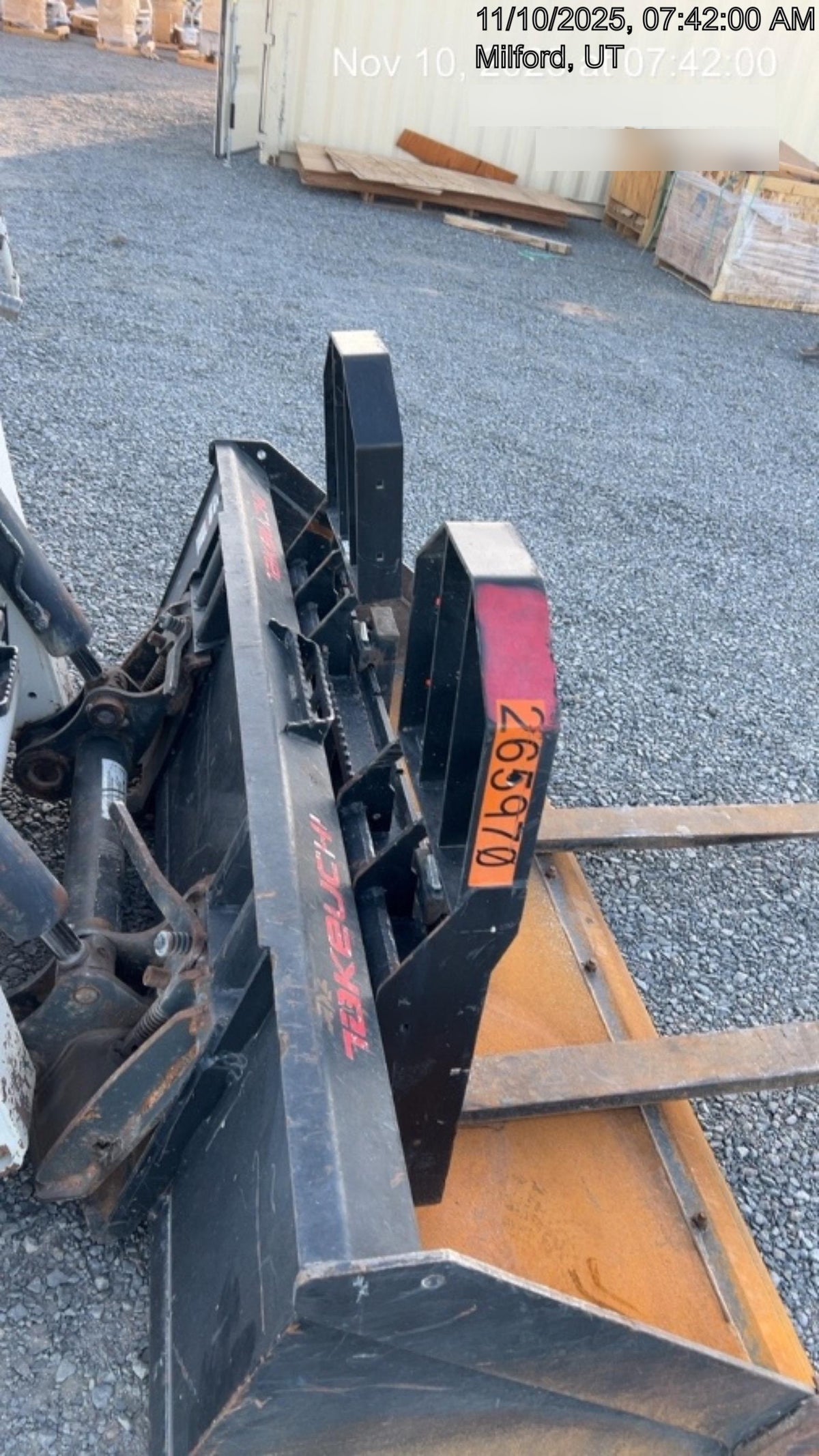 2021 TAKEUCHI 48" Pallet Forks - Takeuchi