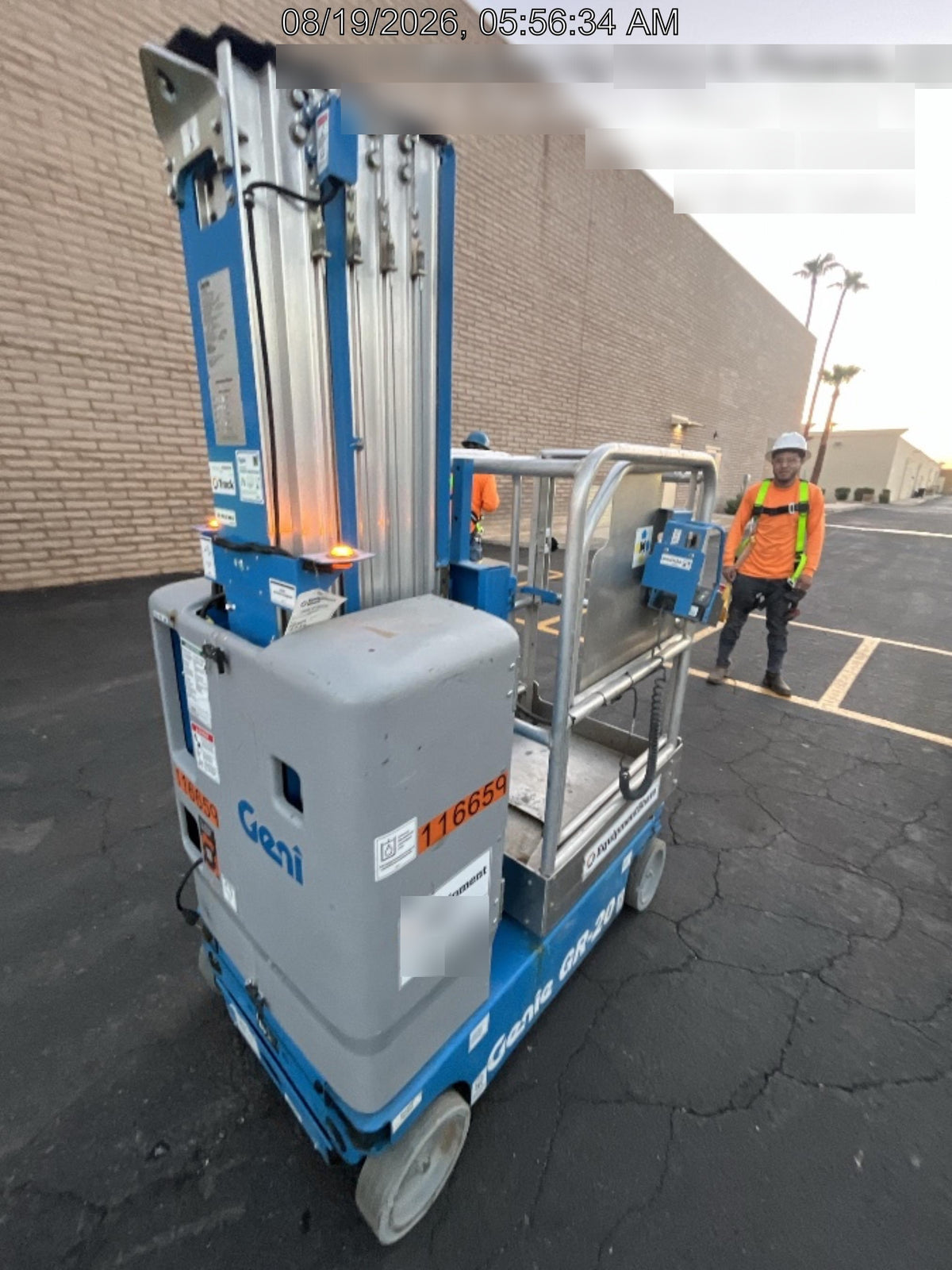 2020 GENIE GR-20