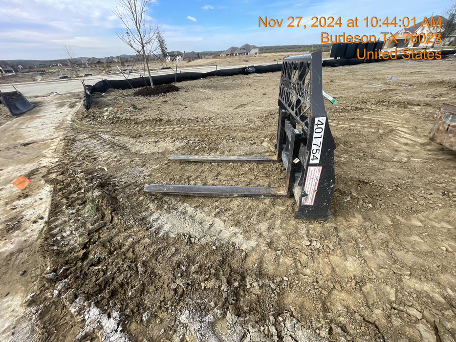 2024 PALADIN 48" Pallet Forks - Paladin