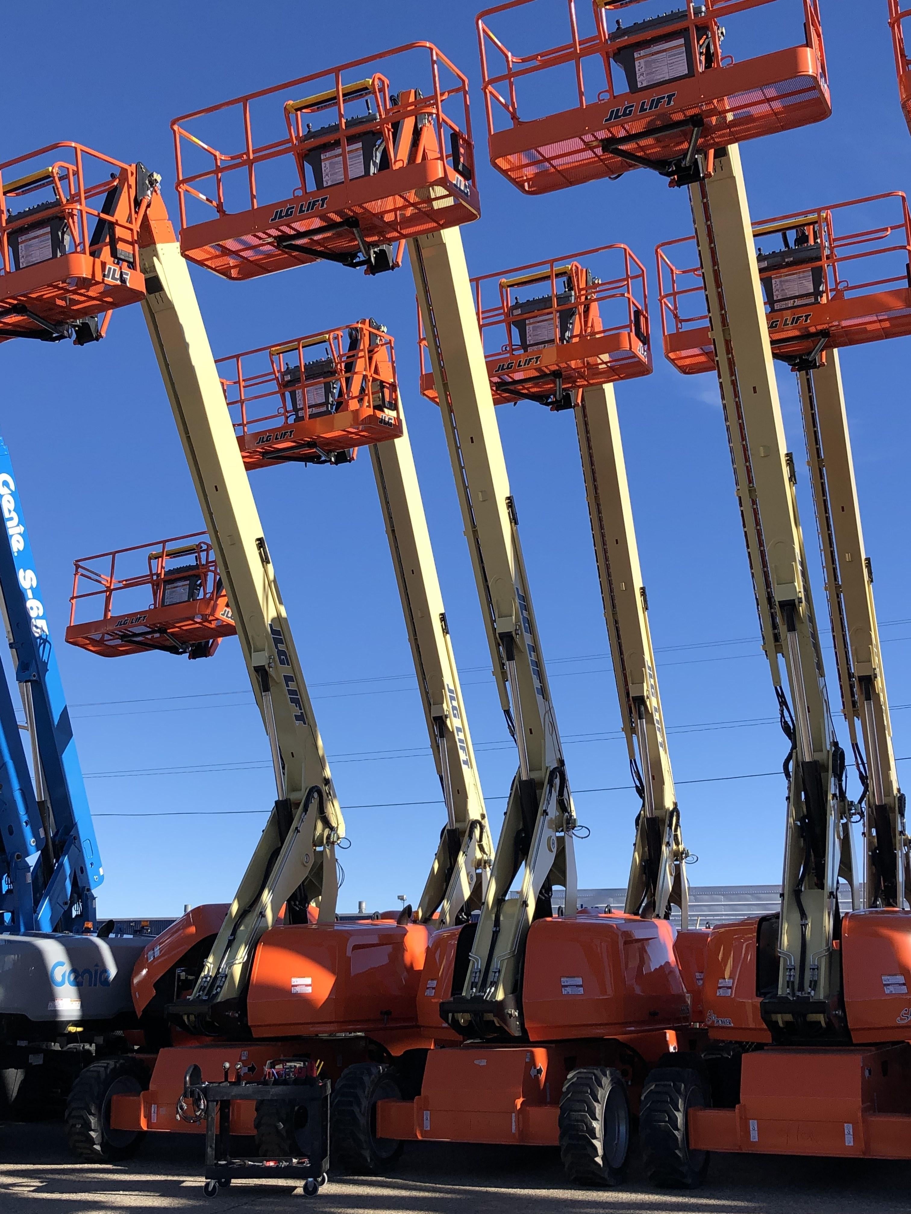 2018 JLG 660SJ