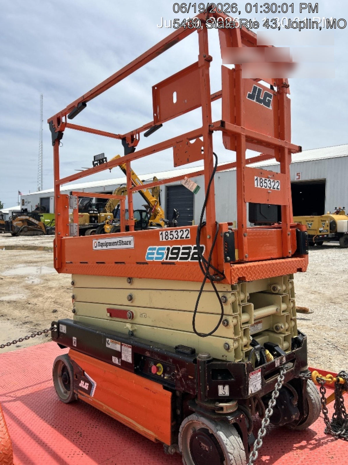 2021 JLG ES1932