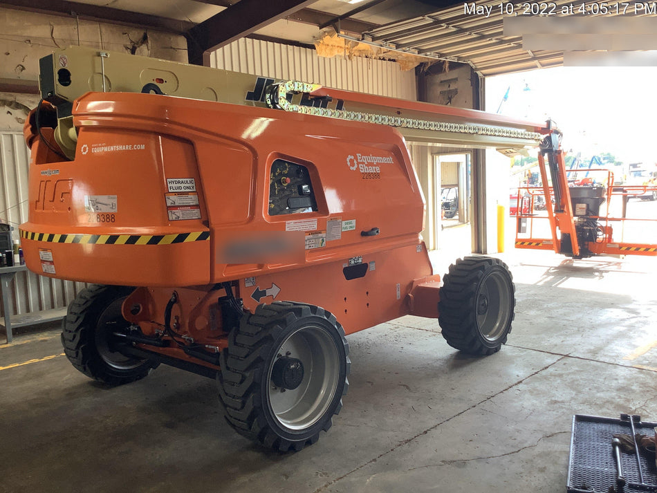 2022 JLG 660SJ