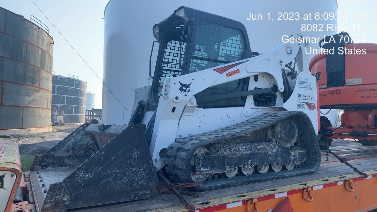 2021 BOBCAT T740