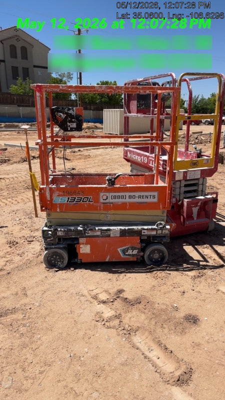 2021 JLG ES1330L
