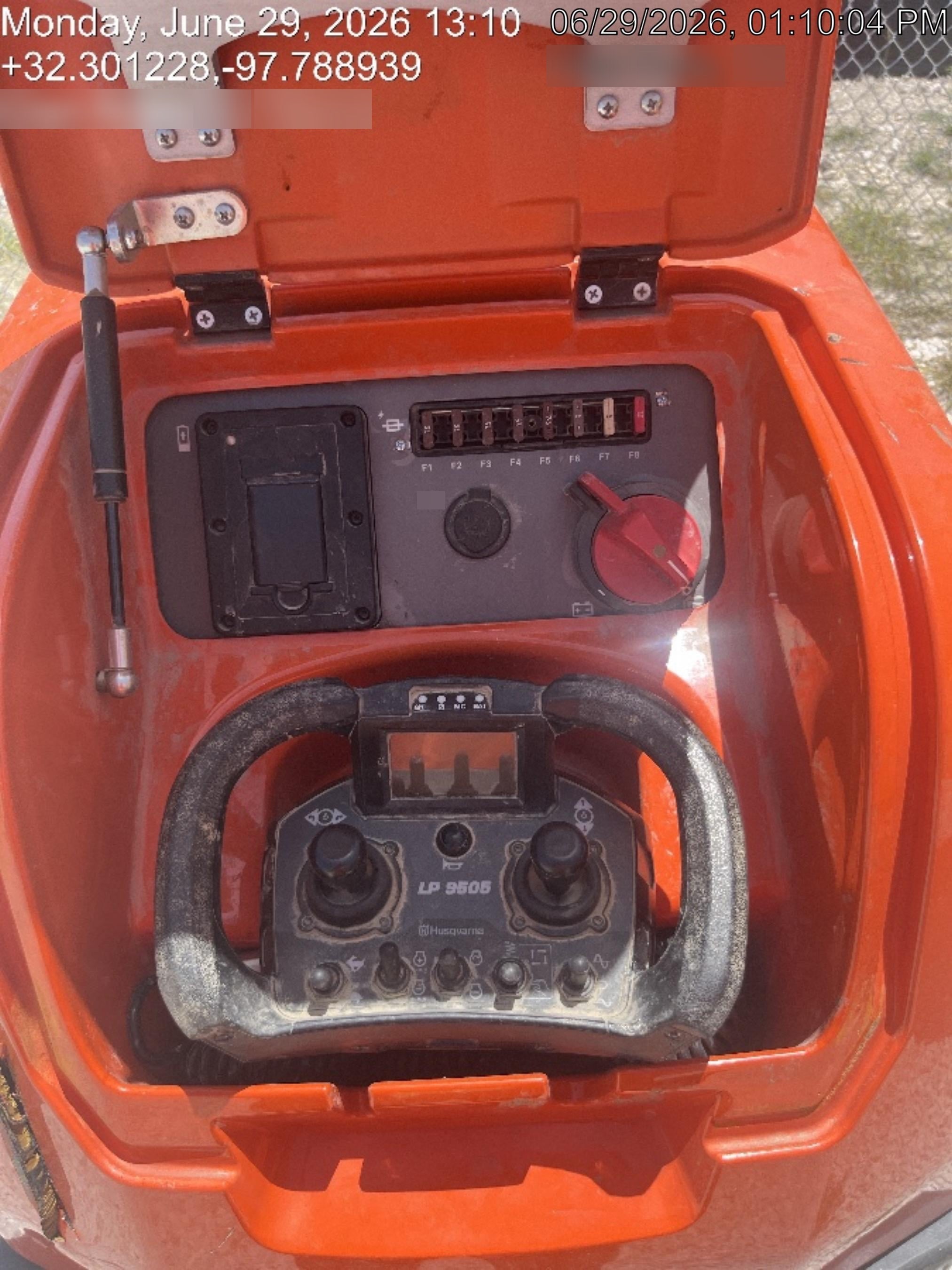 2024 HUSQVARNA LP9505