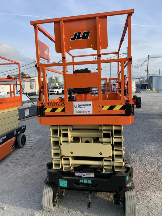 2021 JLG R3246
