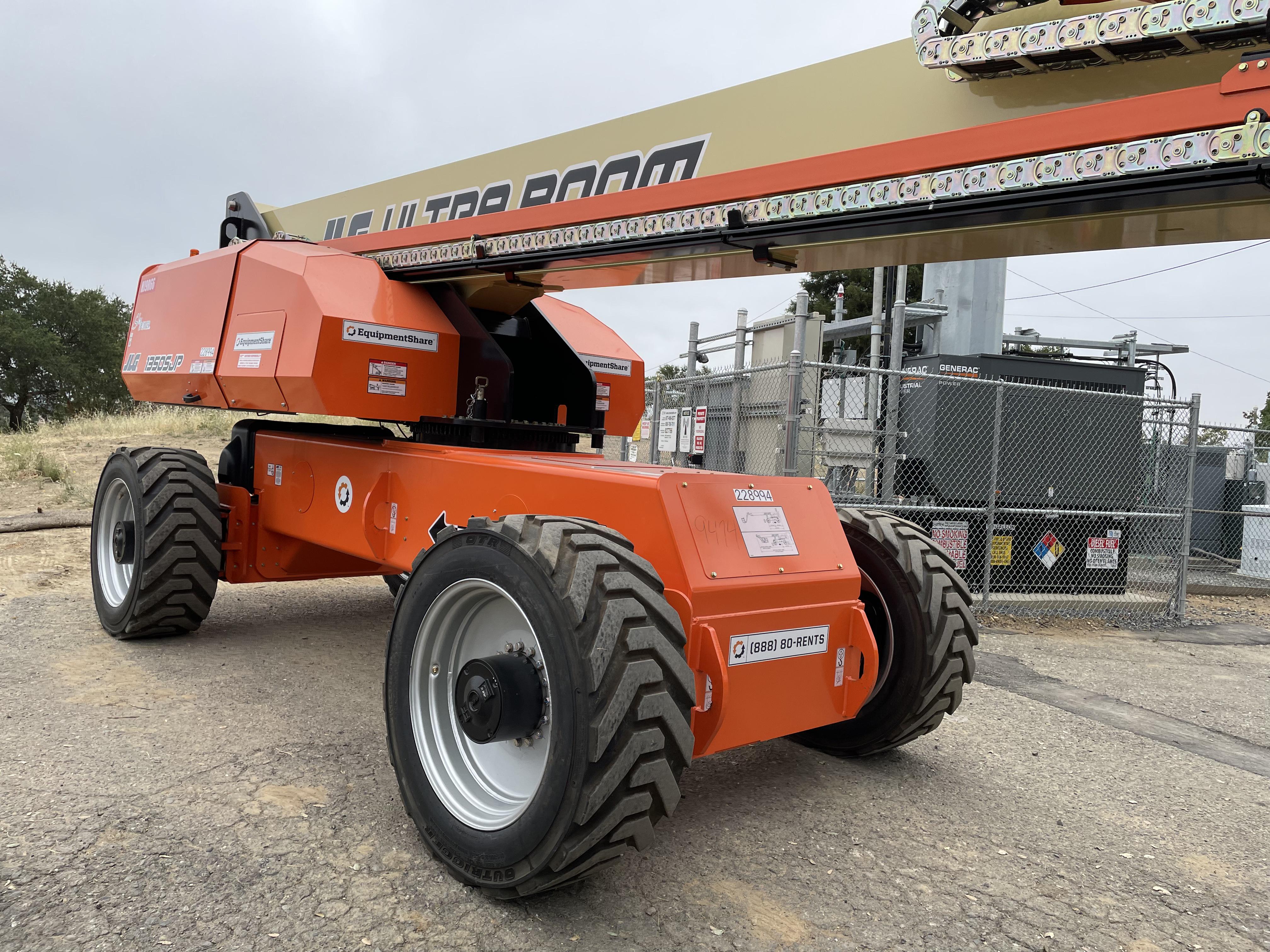 2022 JLG 1350SJP