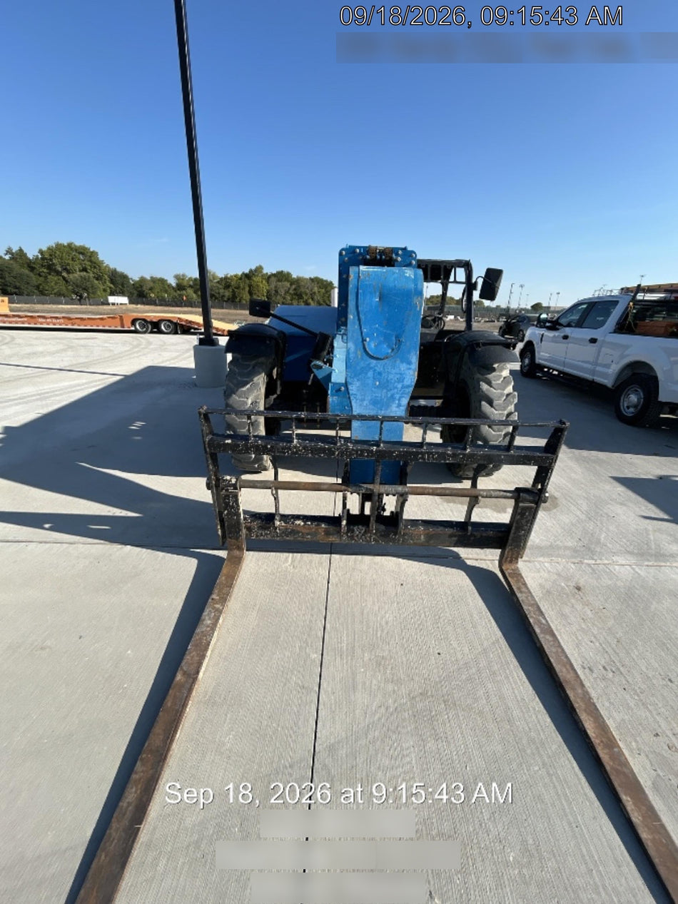2017 GENIE GTH-844
