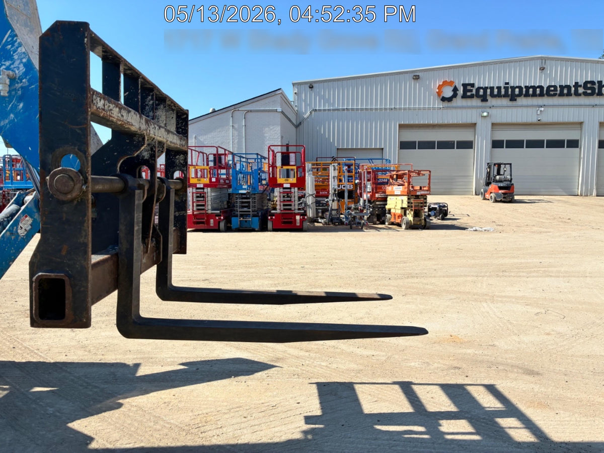 2018 GENIE GTH-1056