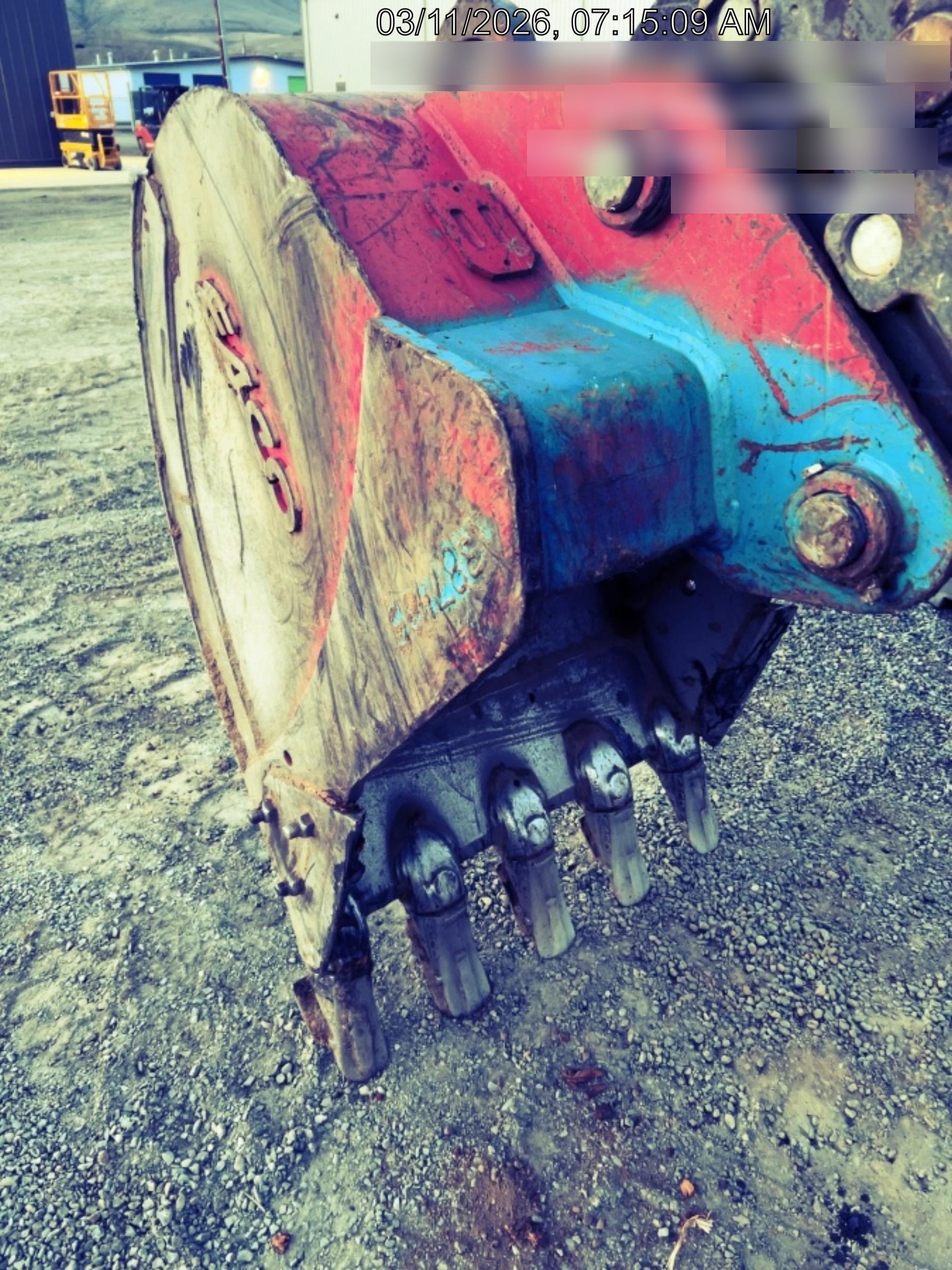 2022 ESCO 36" Bucket, Track Excavator 25,000 - 35,000 lbs, Esco