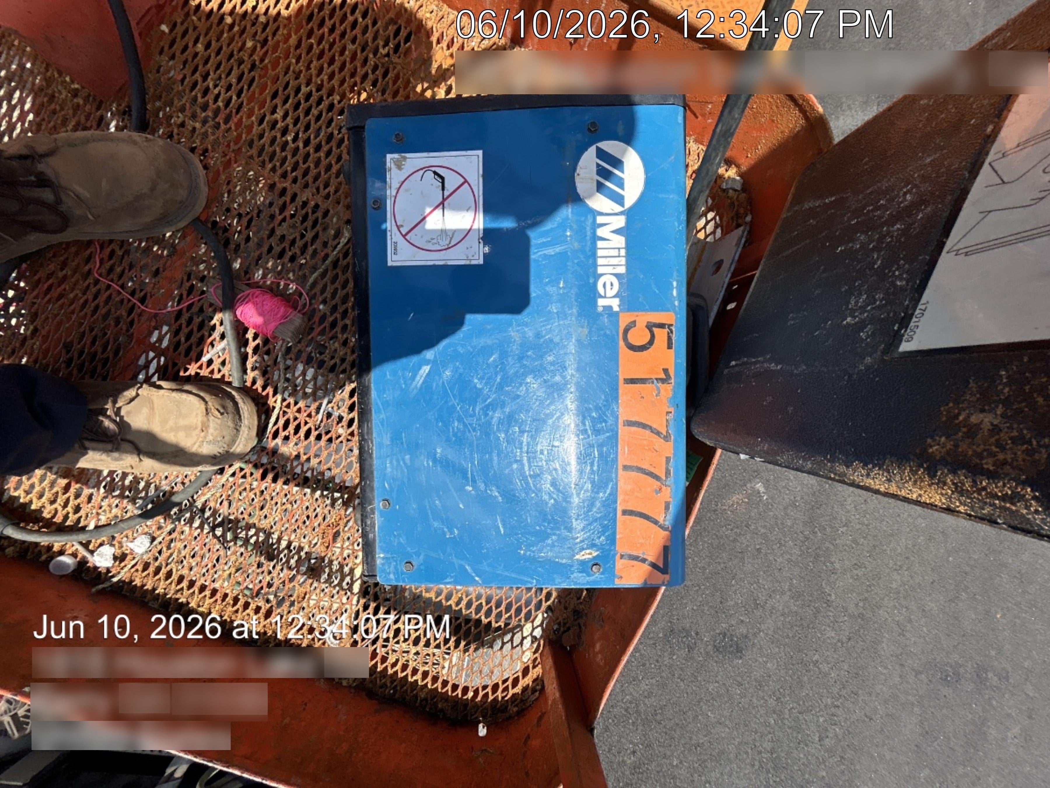 2025 MILLER ELECTRIC CST-282