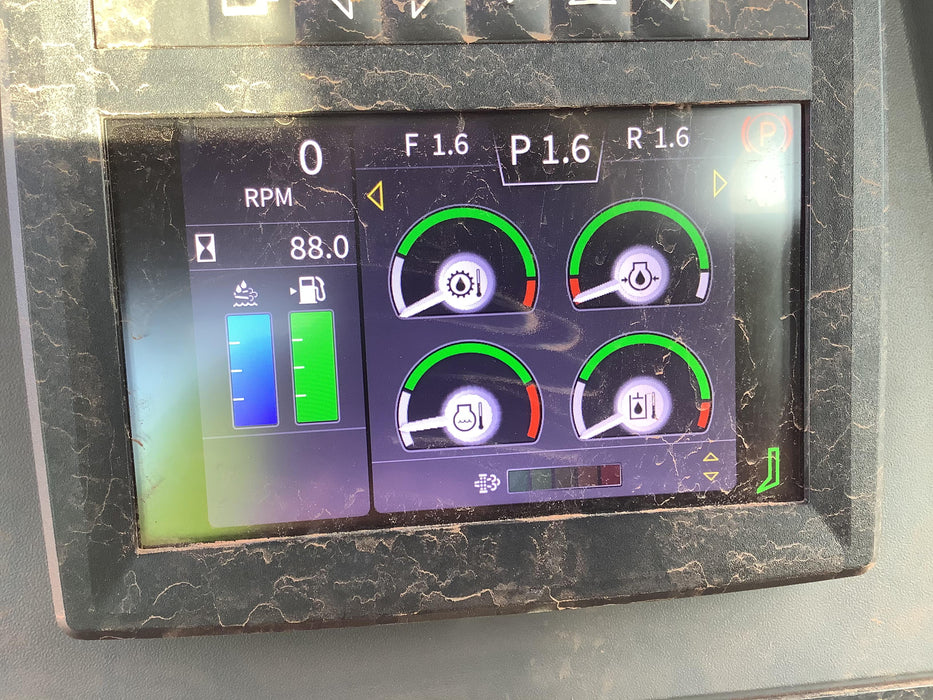 2020 JOHN DEERE 700L