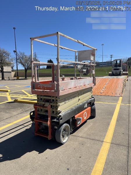 2022 JLG ES2632