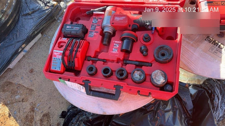 2023 MILWAUKEE 49-16-2695