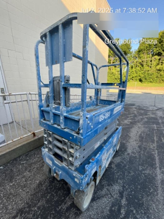 2020 Genie GS-1930 Solid Non Marking Tires, Beacon, Folding rails with half height swing gate