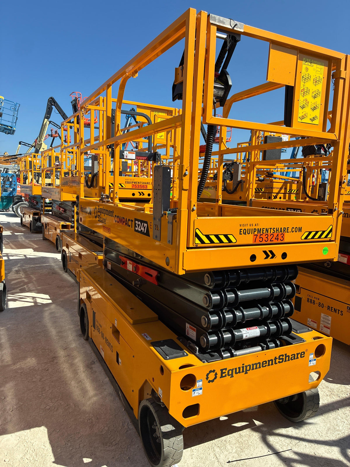 2025 HAULOTTE 3247 E
