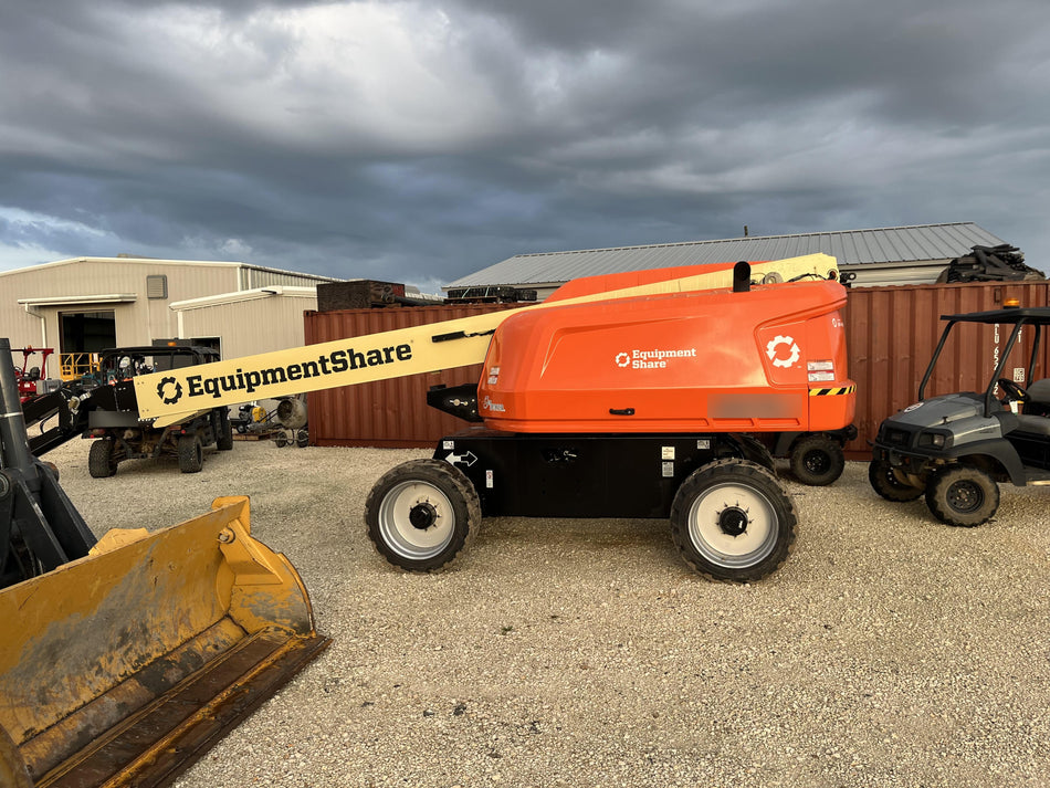 2023 JLG 660SJ