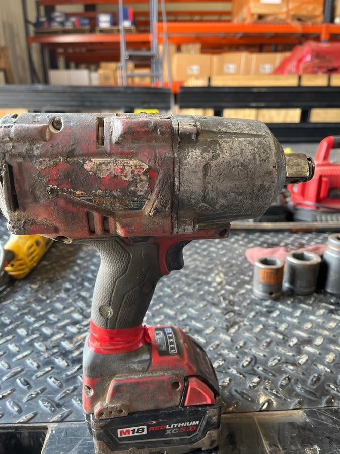 2021 MILWAUKEE 2864-22