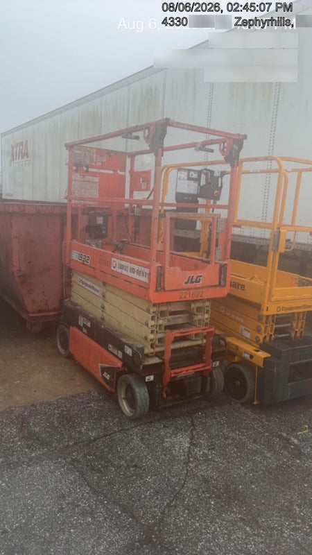 2022 JLG ES1932