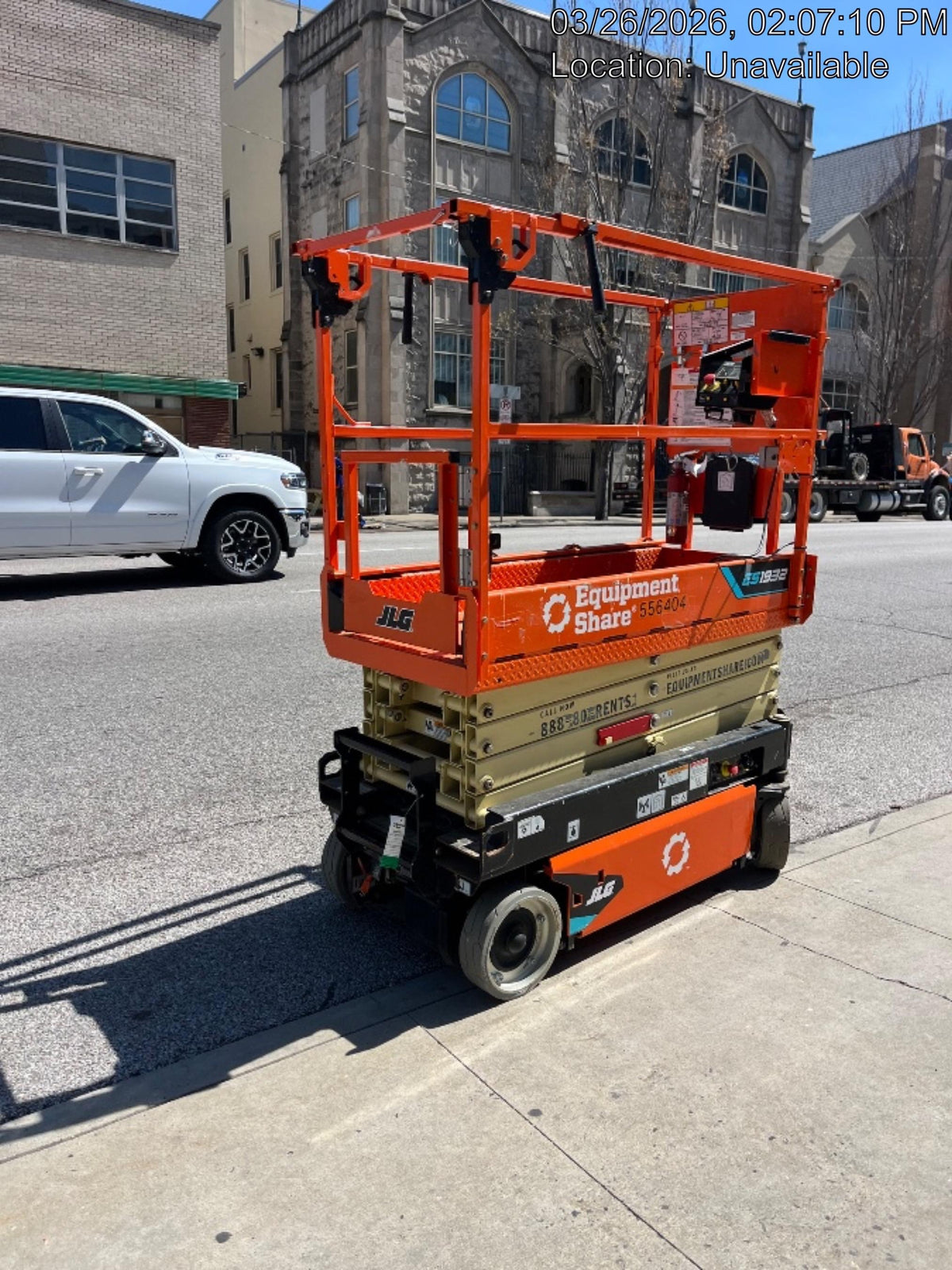 2025 JLG ES1932