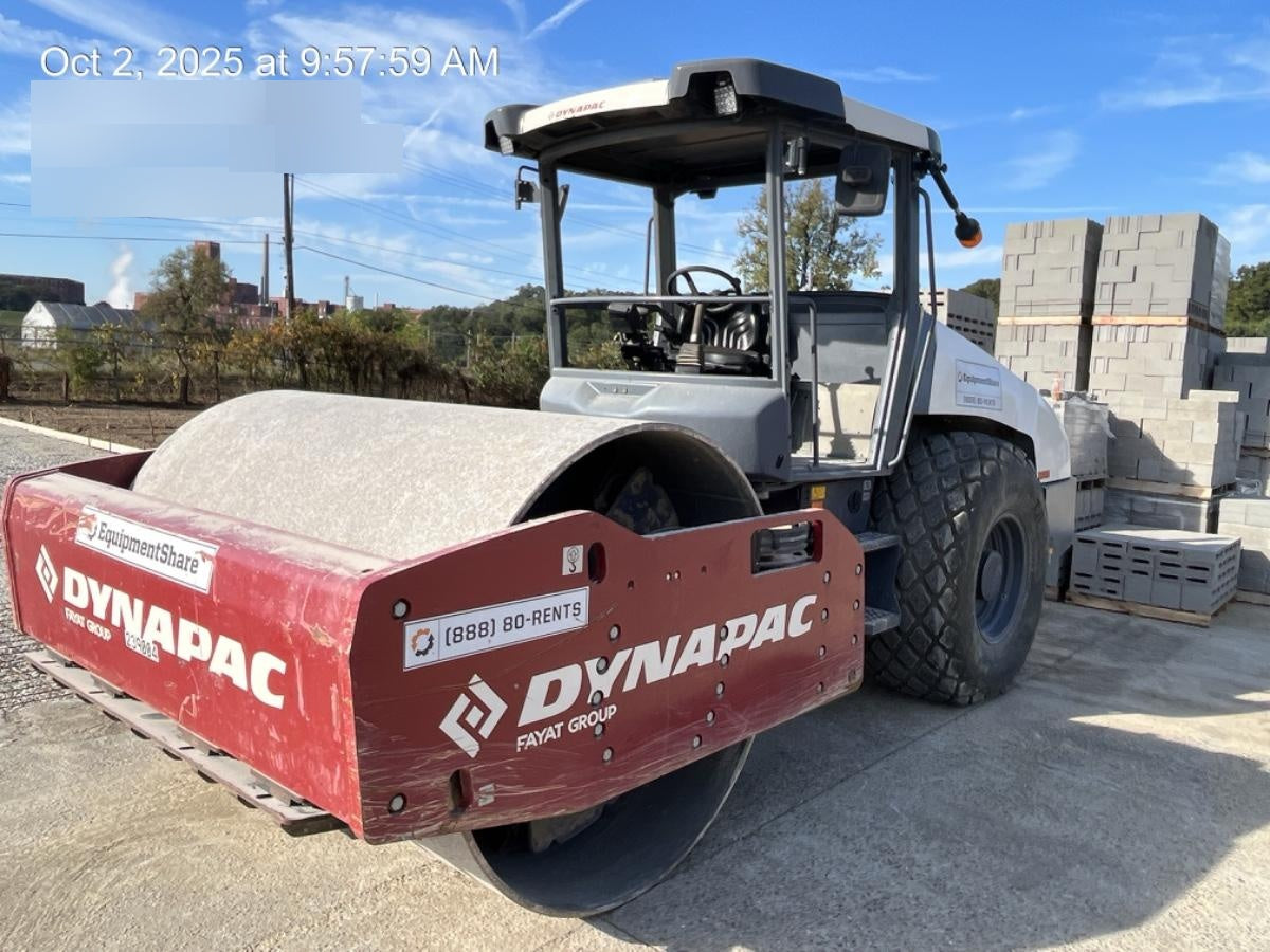 2022 DYNAPAC CA2500D