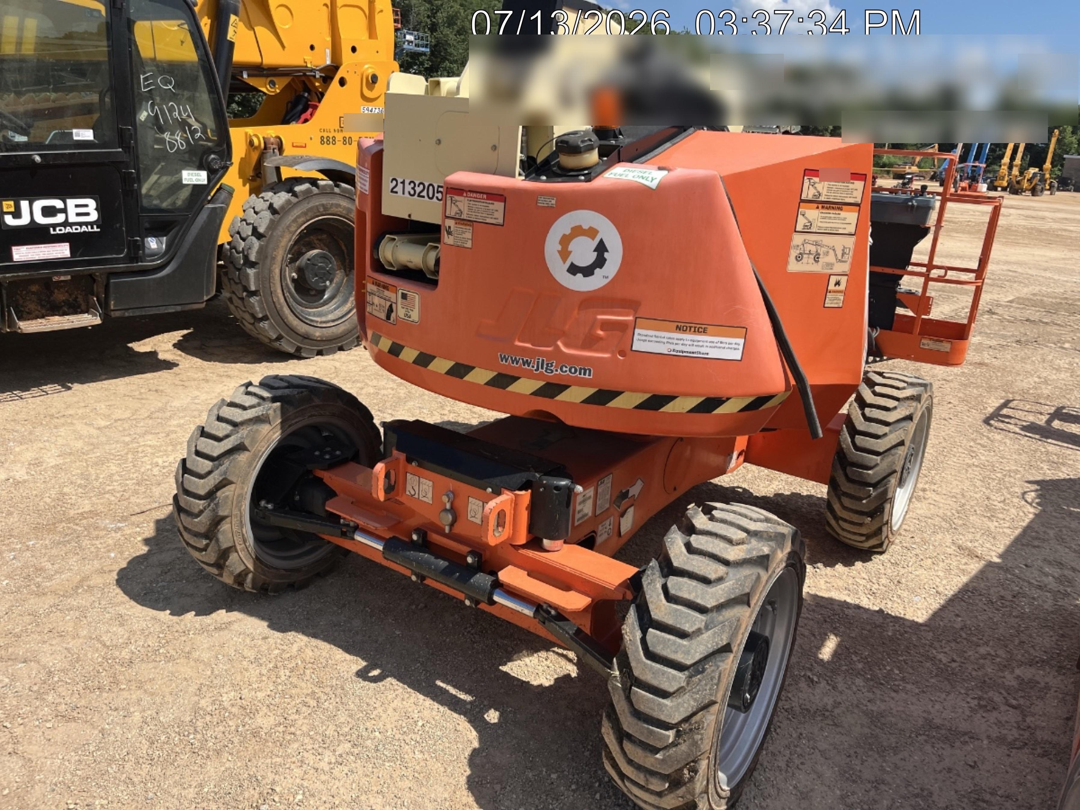 2022 JLG 340AJ
