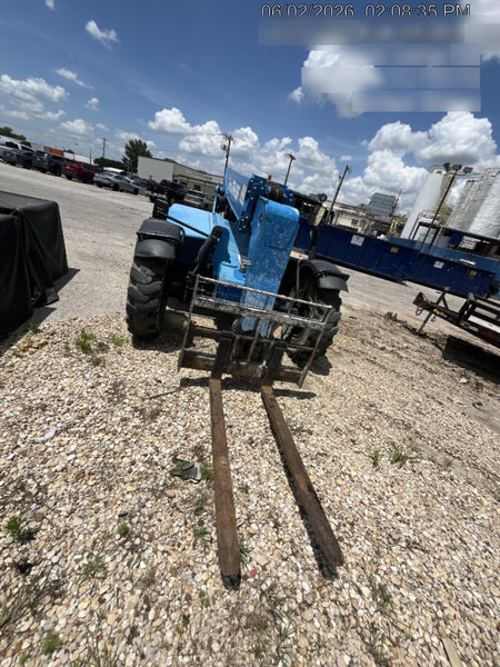 2018 Genie GTH-636 GTH-636 w/Open ROPS, Solid Tires, beacon/work lights, 48" carriage/forks