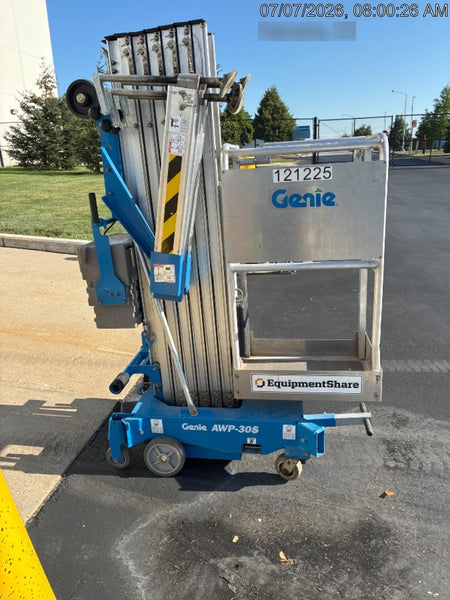 2020 GENIE AWP-30S