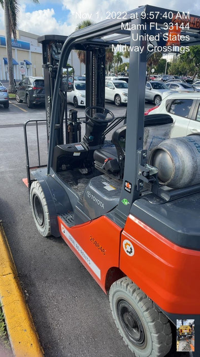 2022 TOYOTA 50-8FGU25