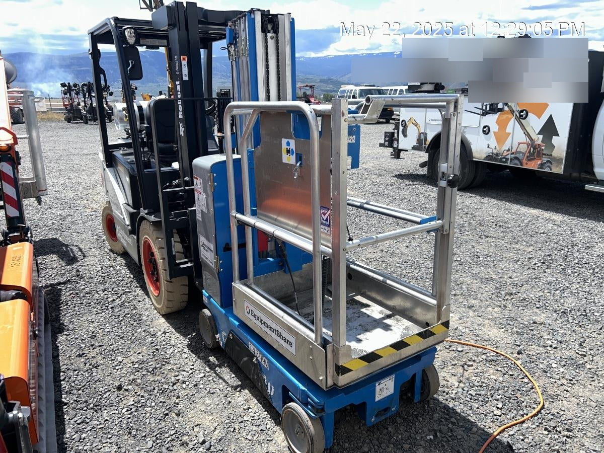 2021 GENIE GR-20