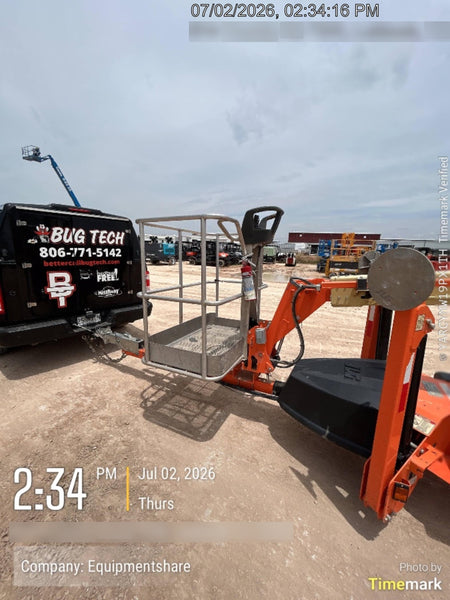 2022 JLG T350