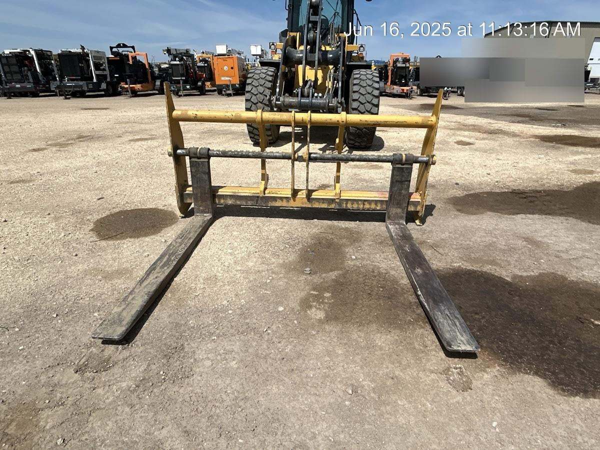 2022 SOLESBEE 96" Loader Fork Carriage - Solesbee