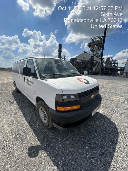 2025 CHEVROLET Express Van - Rental