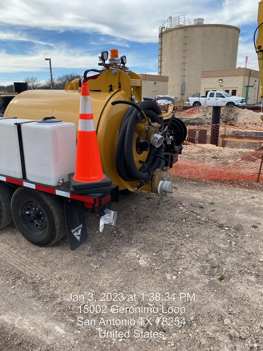 2023 Vac-Tron LP573XDT T4 Koehler Diesel Engine, 500 Gallon Debris Tank, x2 100 Gallon Water Tanks