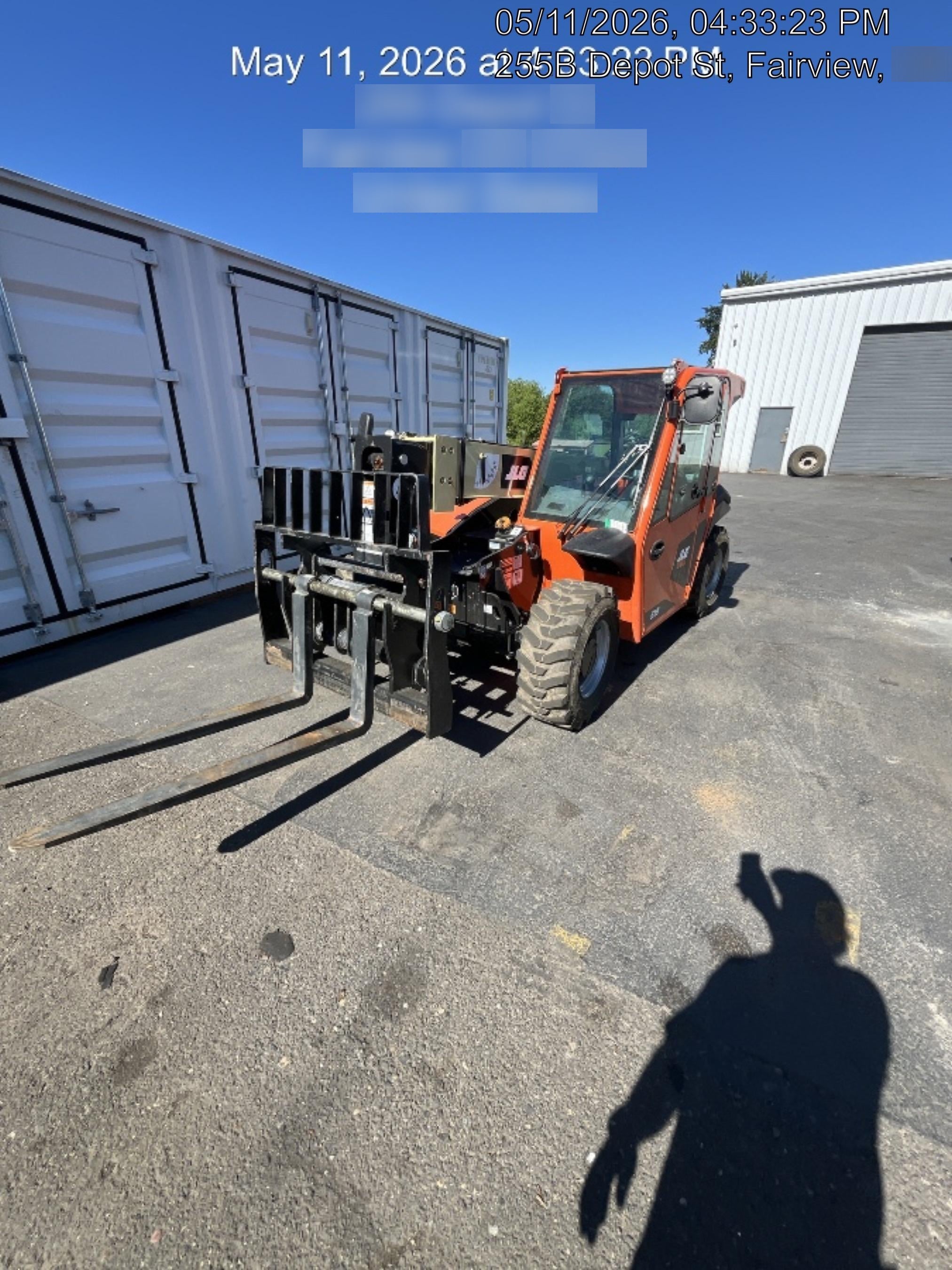 2025 JLG 519