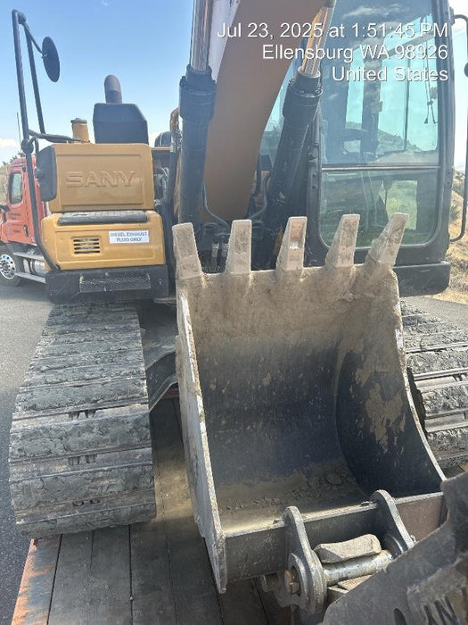 2025 JOHN DEERE 36" Bucket, Excavator 25,000 - 35,000 John Deere