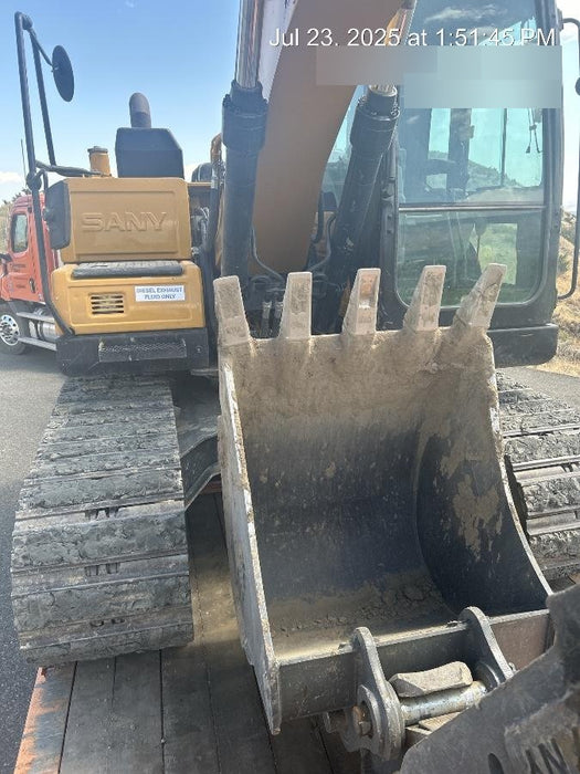 2025 JOHN DEERE 36" Bucket, Excavator 25,000 - 35,000 John Deere