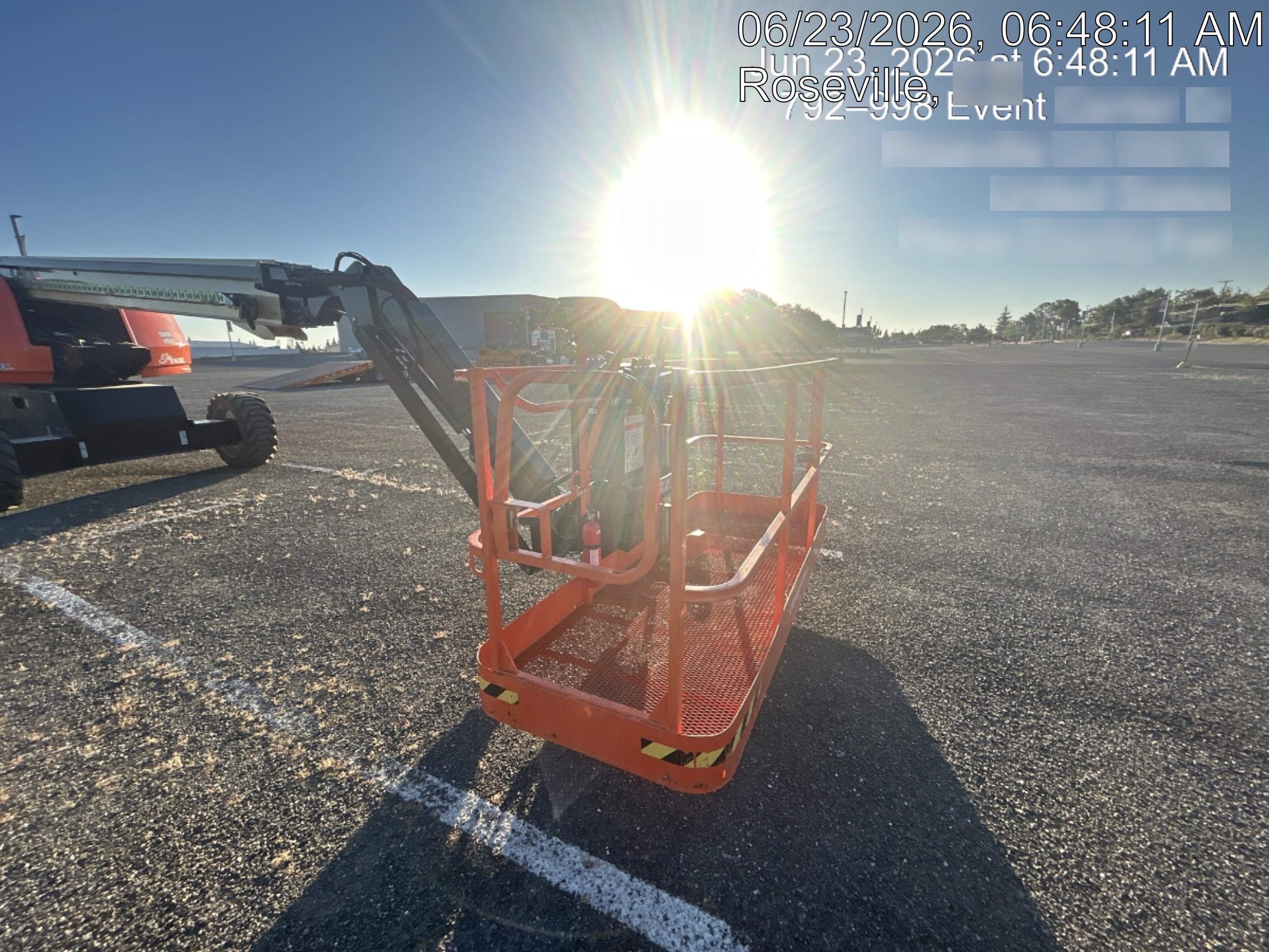 2025 JLG 660SJ