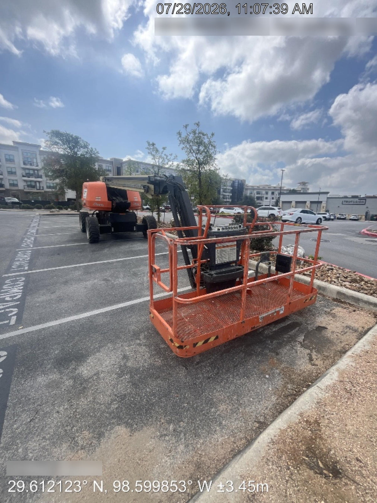 2023 JLG 660SJ