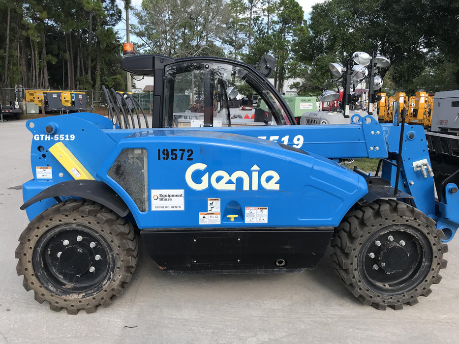 2018 Genie GTH-5519 Genie GTH-5519 Telehandler w/Enclosed Cab w/HVAC, 48" Carriage/Forks, Solid RT Tires, Work Light Package