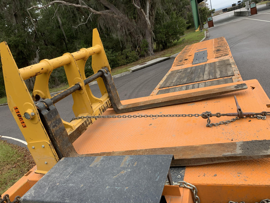 2020 JOHN DEERE 96" Loader Fork Carriage - John Deere