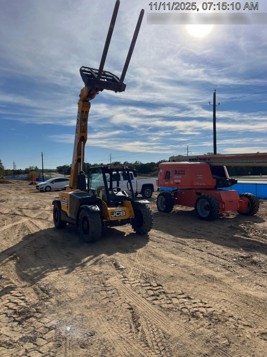 2018 Genie GTH-1056 GTH-1056 w/Open ROPS, FF Tires, Beacon, 48" carriage/forks
