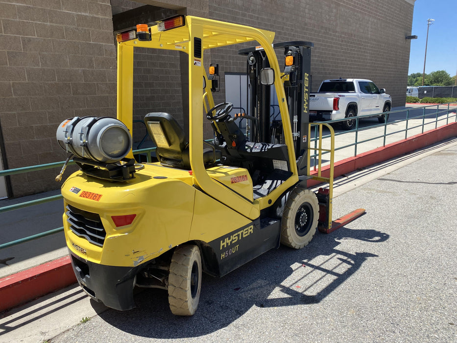 2022 HYSTER H50UT