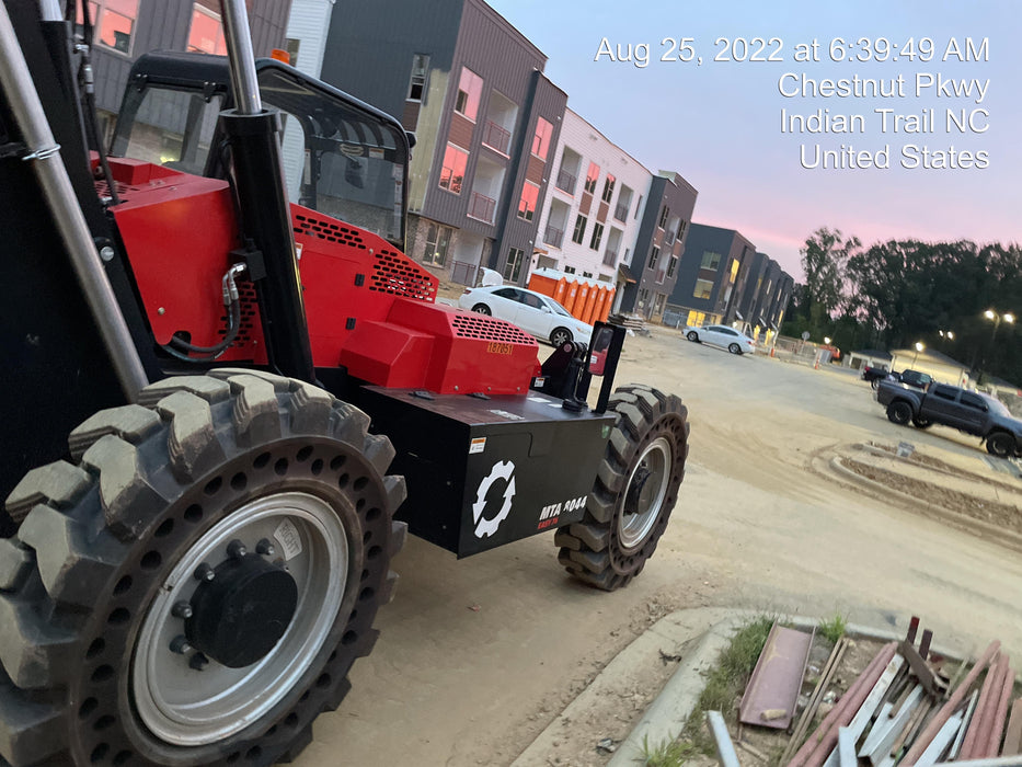 2021 MANITOU MTA8044