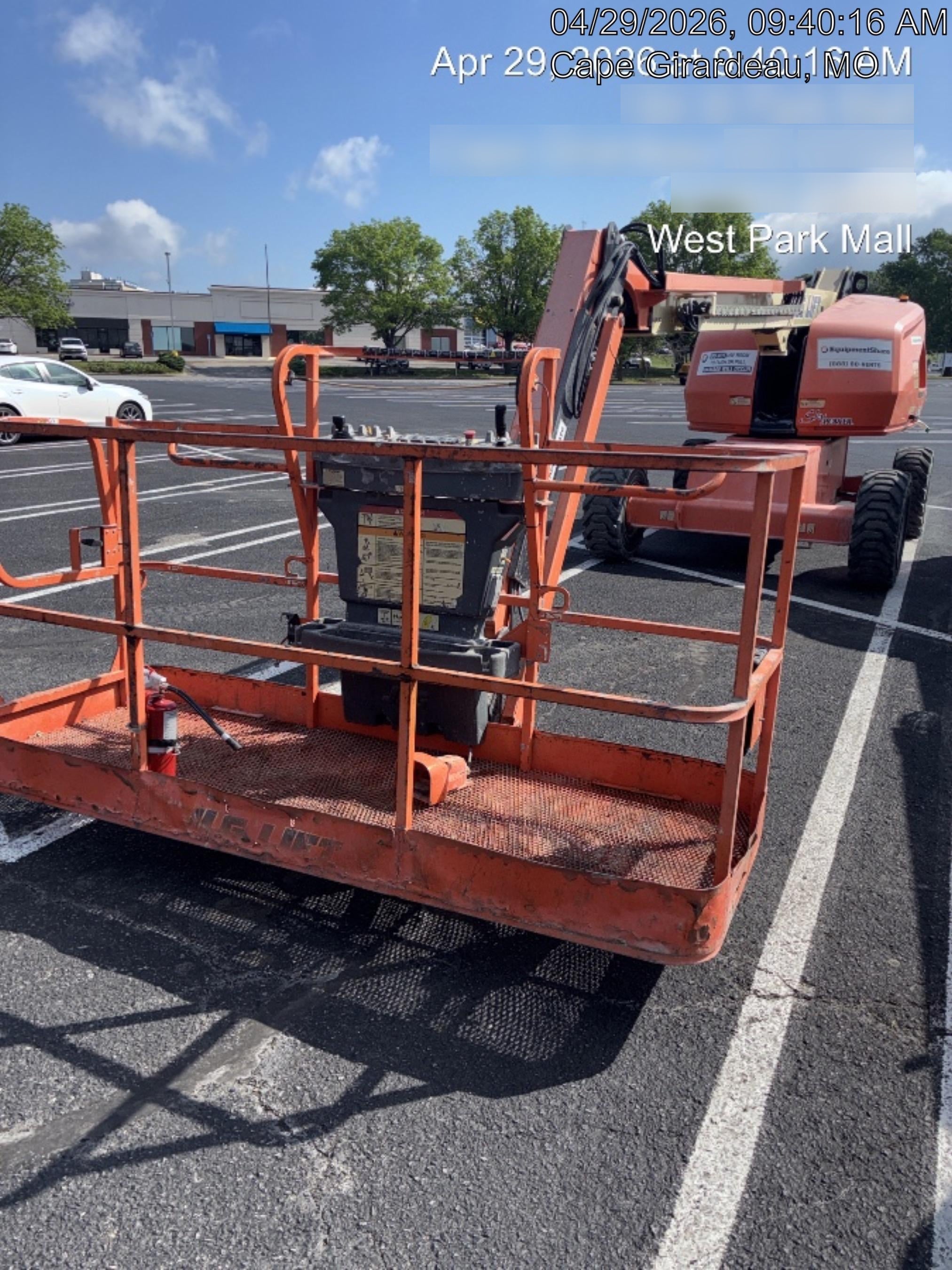 2019 JLG 460SJ