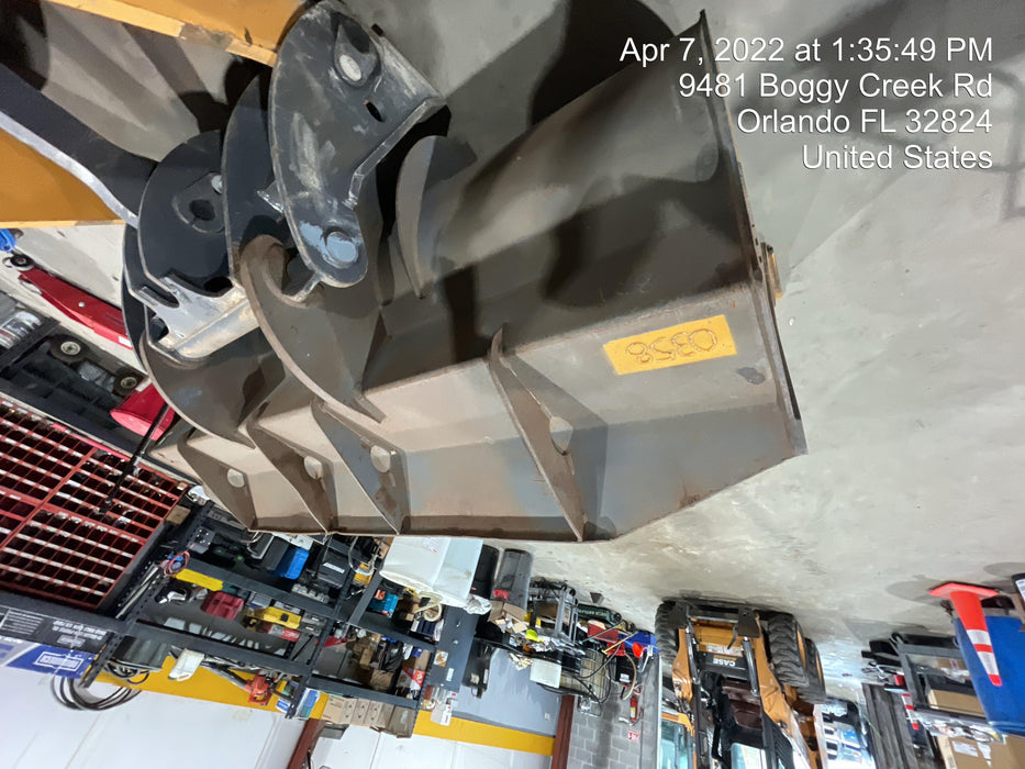 2018 WERK-BRAU 4 cu yd Bucket - Werk-Brau