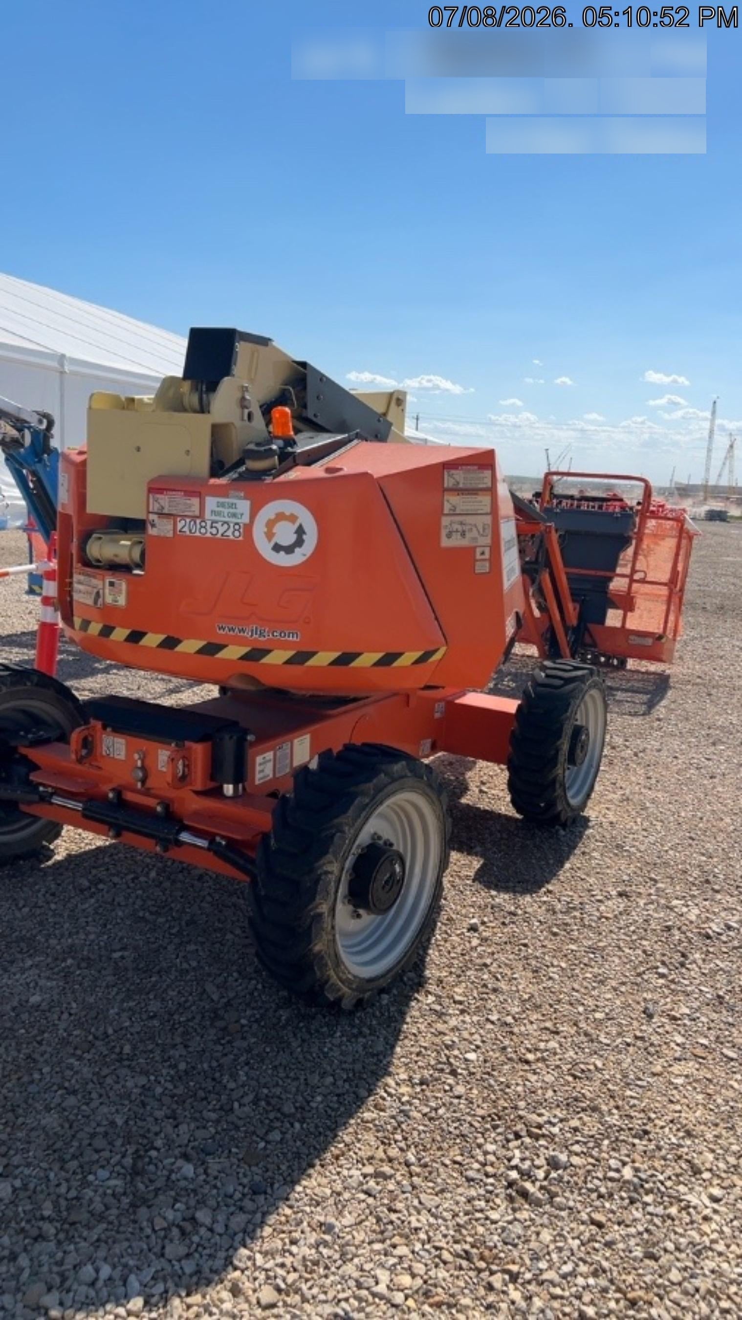 2022 JLG 340AJ