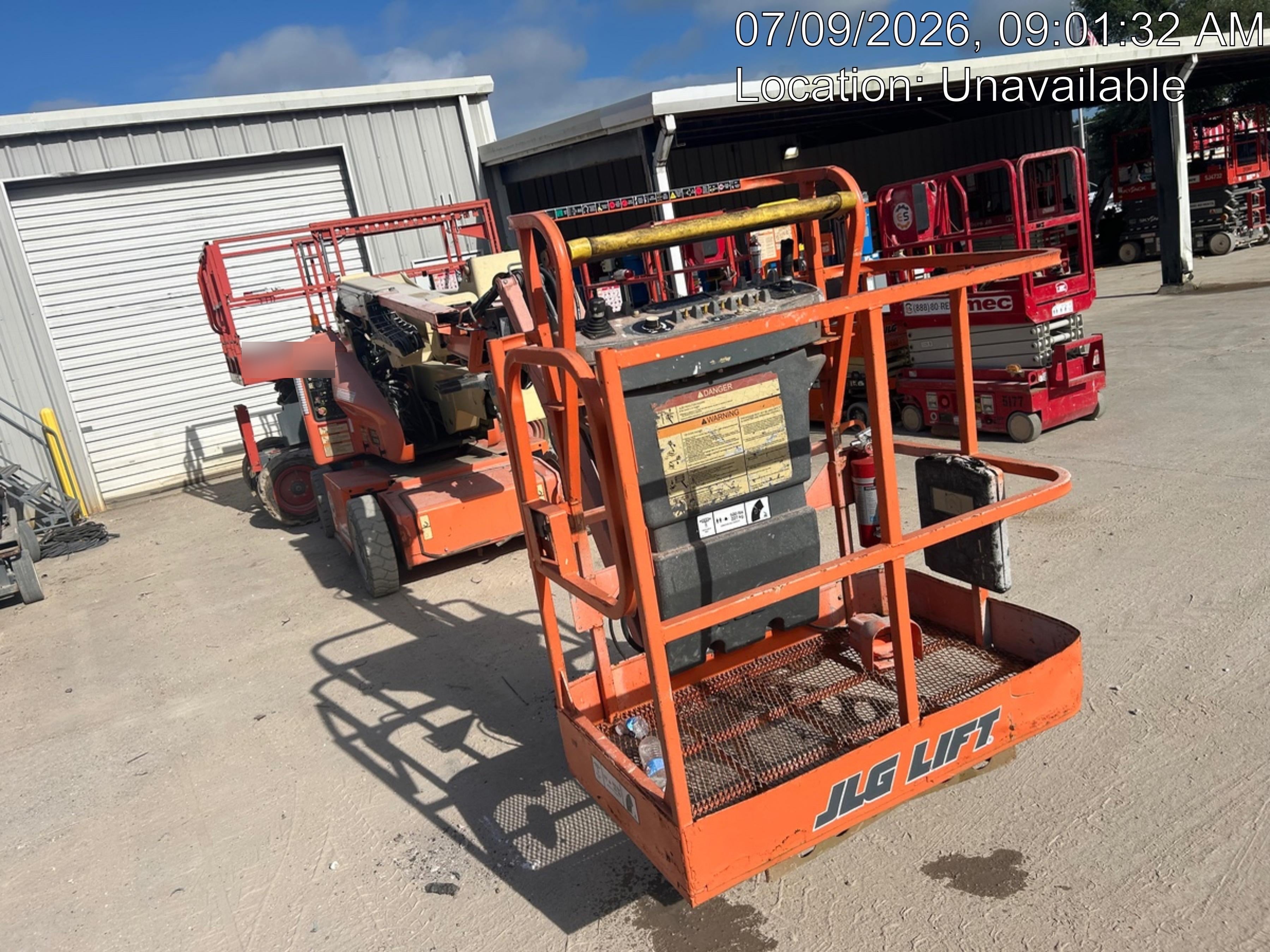 2019 JLG E400AJPN
