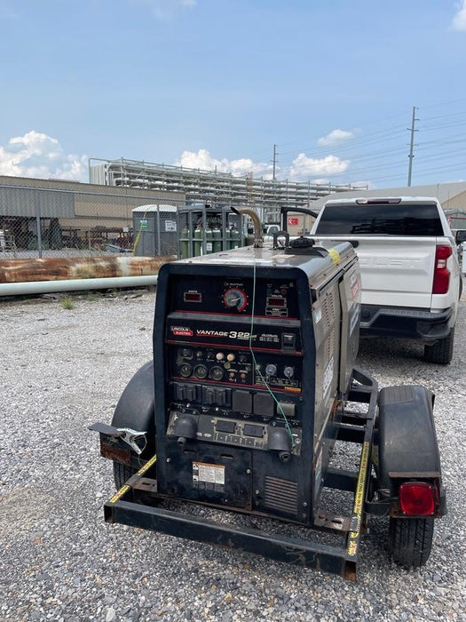 2019 Lincoln Electric Vantage 322 Welder Ready-Pak 3, Two wheel trailer, Fender and Light kit, Cable Rack